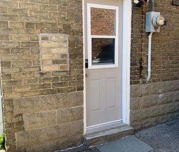 For Lease - 324 Lawrence Avenue, Toronto, Ontario - Photo 4