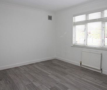 3 bedroom detached house to rent - Photo 5