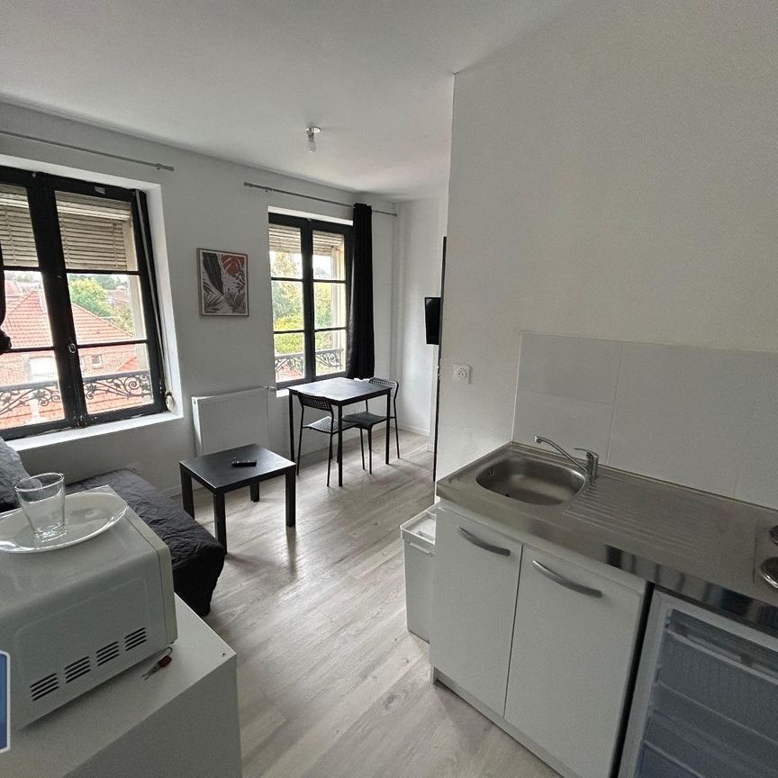 Location Appartement 1 pièce 18m² DOUAI 59500 - Photo 1