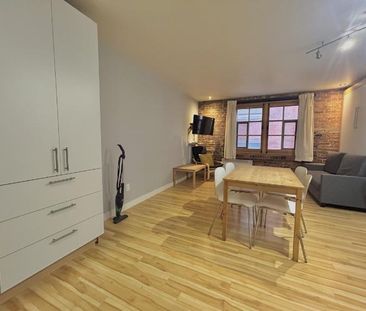 Loft entièrement meublé à louer Vieux-Québec août 2026 - Photo 1