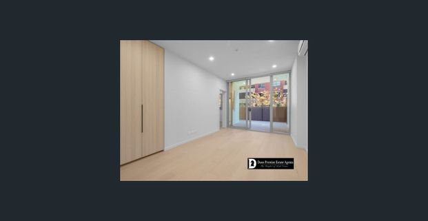 Luxurious Living at G12F/8 Elgin Street, Carlton - Photo 1