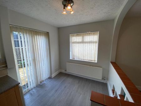 2 bedroom maisonette to rent - Photo 3