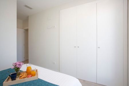 Luminosa vivienda con terraza en Ruzafa - Photo 4