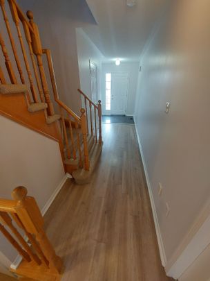 For Lease - 289 Penndutch Circle, Whitchurch-Stouffville, Ontario - Photo 1