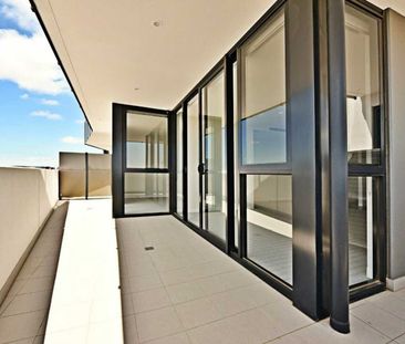Modern Living with City Views – Stylish 2-Bedroom Apartment in the ... - Photo 2