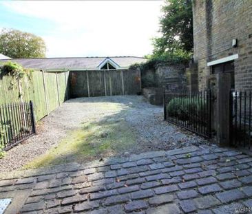 3 bedroom property to rent in Holmfirth - Photo 2