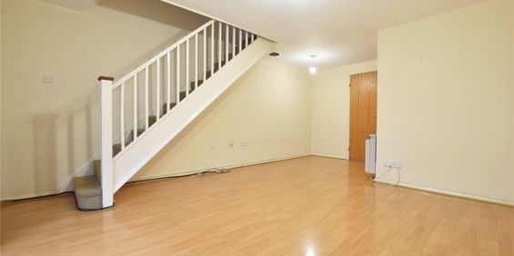 Statham Court, Bracknell Statham Court, Bracknell - Photo 3