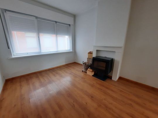 Gerenoveerde woning met 3 slaapkamers en terras in hartje Poperinge. - Foto 1