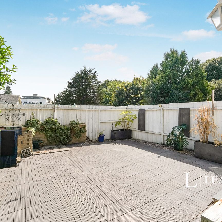4 bedroom semi-detached to rent East Approach Drive, Cheltenham, GL52 - Photo 1