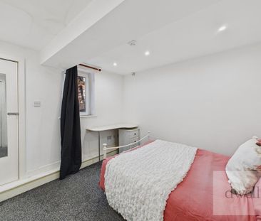 1 bedroom in a house share to rent - Photo 6