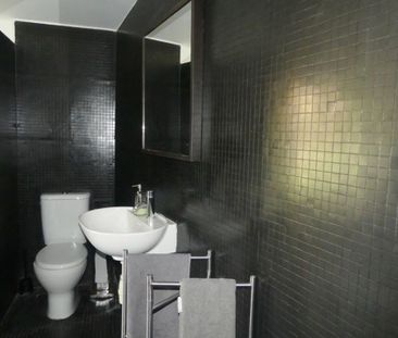 4 room luxury House for rent in Estoril, Cascais, Lisbon - Photo 1