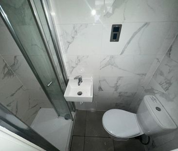 Studio Flat, Hassocks Road, SW16 - Photo 4