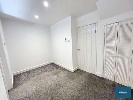 Brook Place, Falmouth, TR11 - Photo 2