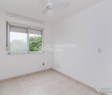 Apartamento com 2 quartos e 48m² para alugar em Humaitá, Porto Alegre. - Foto 3