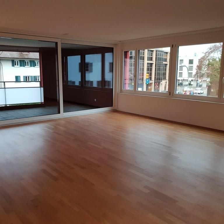 Moderner Ausbau an zentraler Lage! - Foto 1