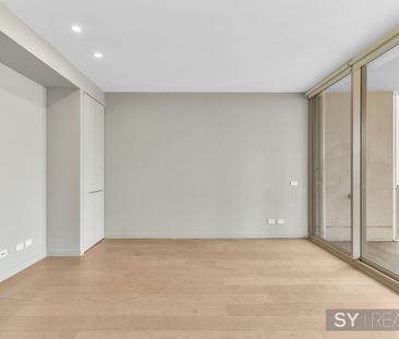 1 Bedroom apartment with HUGE balcony - Photo 1