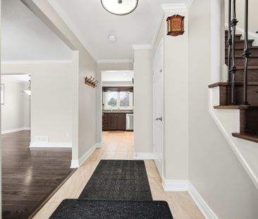 For Lease - 112 Mountainview Road Unit# Upper Level, Halton Hills, ... - Photo 4