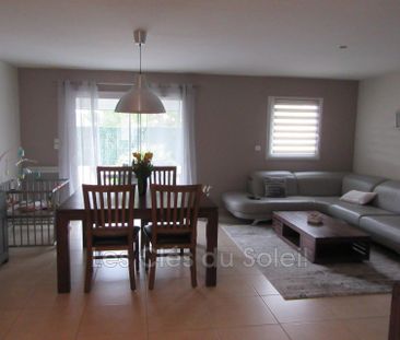 Location Maison 4 pièces 83m² CUERS 83390 - Photo 1