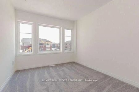 Property For Lease | X9258674 - Photo 5