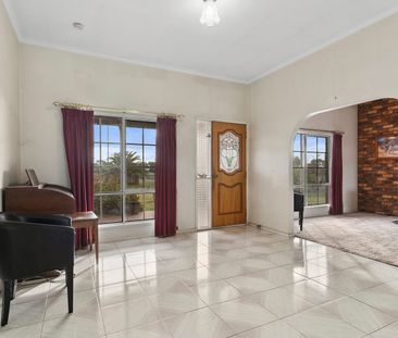 Large Family Home on Big Block - Photo 1
