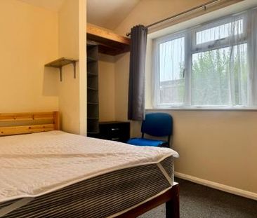 5 Bed Student Home - 43 Downs Road, Canterbury - Photo 6