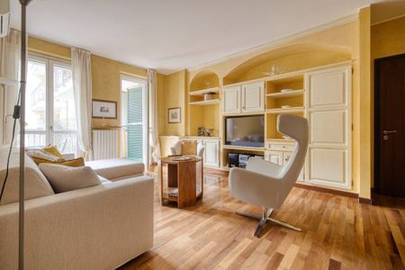 Via Scaldasole, Milan, Lombardy 20123 - Photo 4