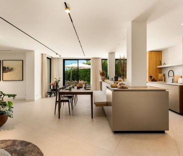 Luxury Villa for rent in Los Monteros, Marbella, Andalusia - Photo 2