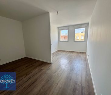 Apartment - Photo 2
