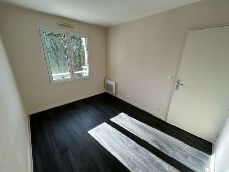 T2 POITIERS – Saint Vincent – 36.45 m² - Photo 4