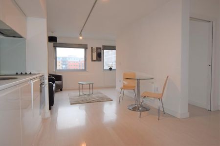 1 bedroom apartment to rent - Photo 4