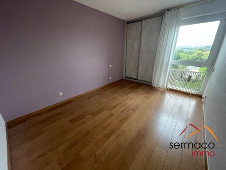 Appartement F4/F5 au 7ème CHAUFFAGE INCLUS - Photo 4