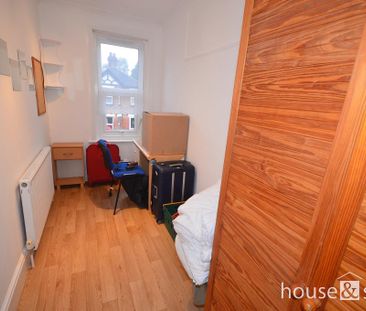 4 bedroom detached house to rent - Photo 6