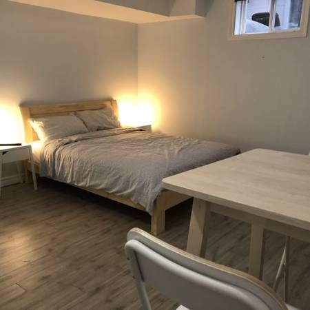 Available Now/Oct 1st Basement Bright furnished bachelor - Photo 1