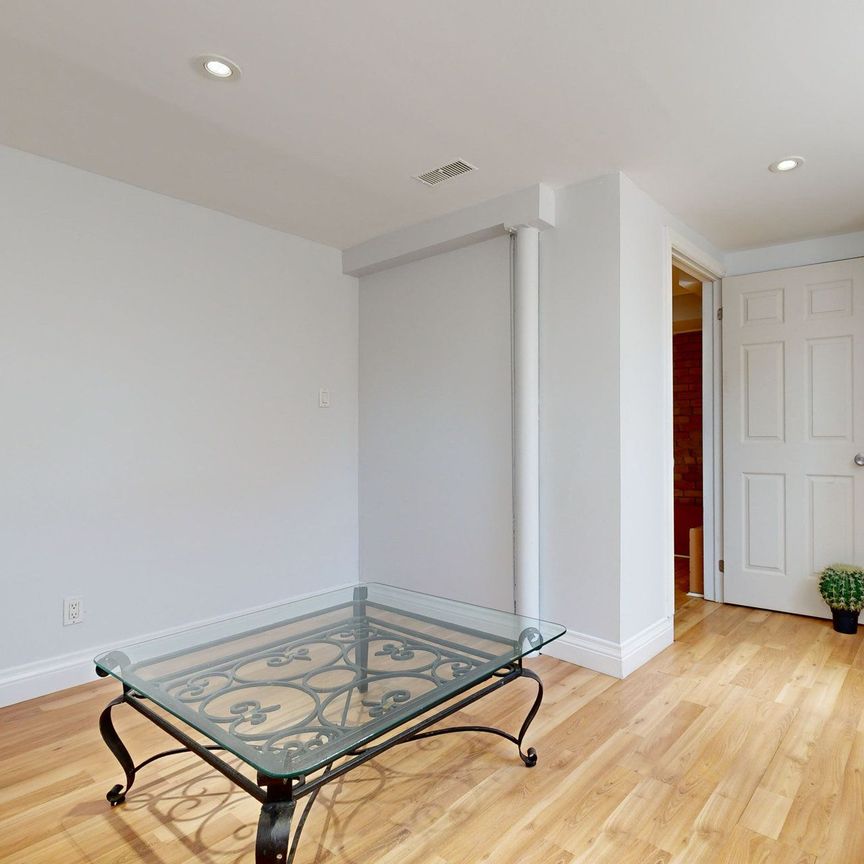 For Lease - 470 Oriole Parkway Unit# 5 Lower, Toronto, Ontario - Photo 1