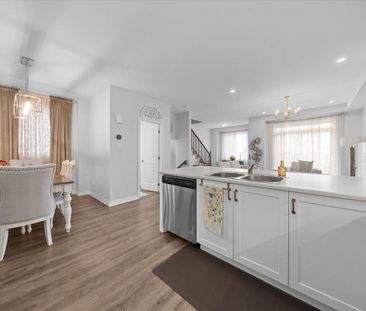 For Lease - 209 Hibernian Walk, Kanata, Ontario - Photo 5