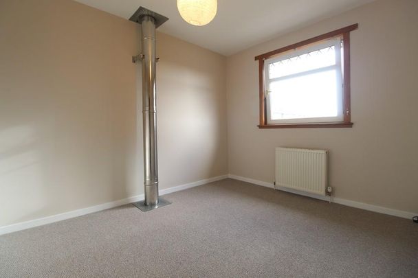 4 bedroom terraced house to rent - Photo 1