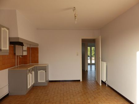 Location Appartement 4 pièces 96m² PERPIGNAN 66100 - Photo 5