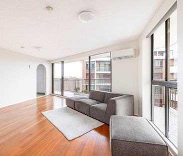 60/253 Goulburn Street, Surry Hills NSW 2010 - Apartment For Rent |... - Photo 4