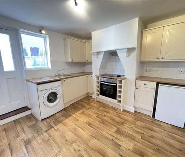 Lower Street, Harnham, SP2 - Photo 5