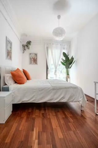 Carrer de Muntaner, Barcelona, Catalonia 08021 - Foto 5