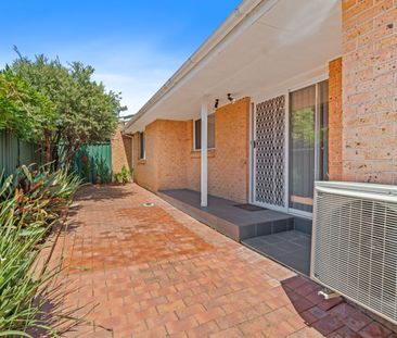 Two-Bedroom Villa in a Convenient Location - Photo 5