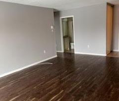 4 1/2 au rez de chaussée Propre Récemment peinturé immeuble paisibl... - Photo 3