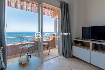 Sunny Apartment with Ocean Views - Photo 4