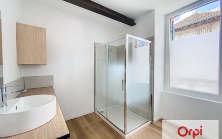 Appartement à louer 2 pièces • 52,36 m2 Montluçon - Photo 2