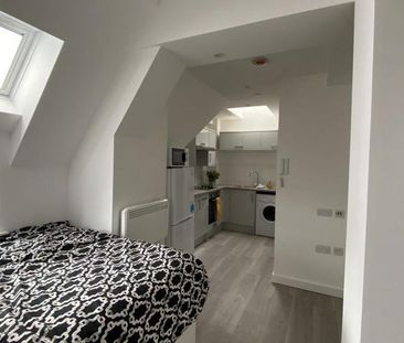 1 bedroom flat to rent - Photo 6
