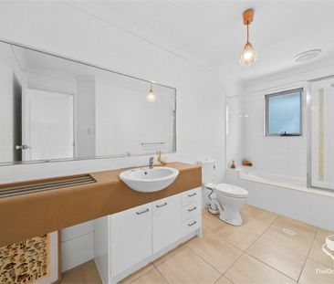 WALKING DISTANCE TO GARDEN CITY, LUXURY TOWNHOUSE FOR RENT, AIRCON ... - Photo 2