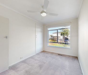 Family Home-Private Court Location - Photo 2