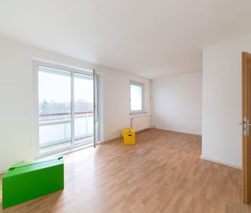 Genossenschaftliches Wohnen erleben! Schöne 3 Zimmer-Wohnung in Halle - Photo 2