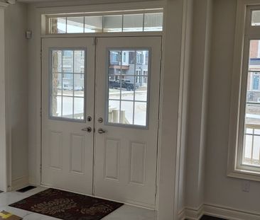 For Lease - 184 Granite Ridge Trail, Hamilton, Ontario - Photo 1