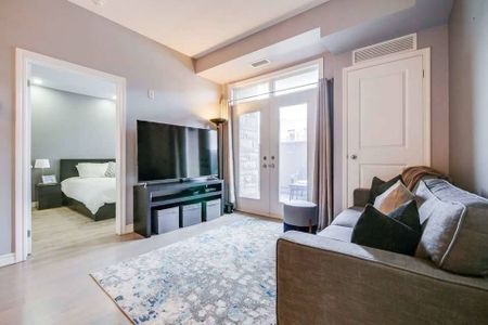 For Lease - 5327 Upper Middle Road Unit# 202, Burlington, Ontario - Photo 2